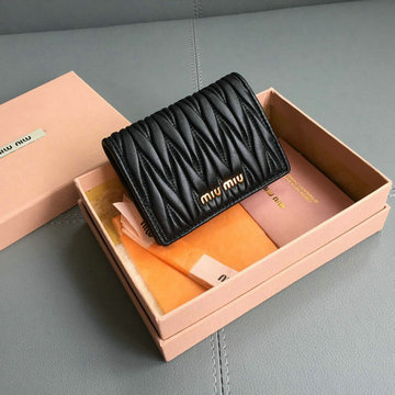 ミュウミュウ MIUMIU GH-MM5MV204BBK 2024年最新入荷 二つ折り短財布 ショートウォレット カード入れ 小銭入れ 札入れ