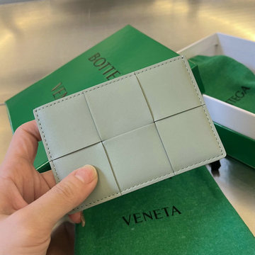 商品名称：ボッテガヴェネタ BOTTEGAVENETA aj-BOV649597QQH  2024年最新入荷 カセット クレジットカードケース 名刺入れ