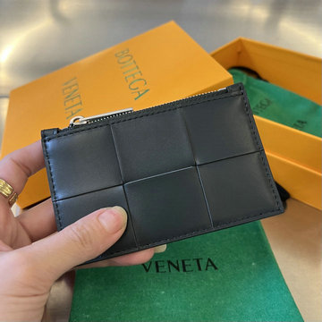 ボッテガヴェネタ BOTTEGAVENETA aj-BOV679843BK  2024年最新入荷 ファスナー付きカードケース 小銭入れ コインケース