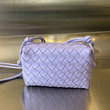 商品名称：ボッテガヴェネタ BOTTEGAVENETA aj-BOV723547QZ  2024年最新入荷 ミニ ループ カメラバッグ 斜め掛け ショルダーバッグ クロスボディバッグ