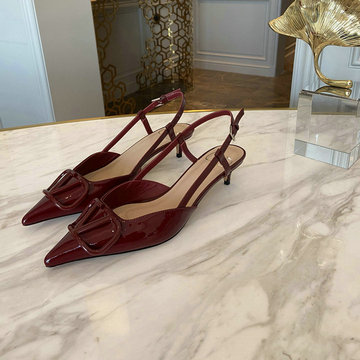 商品名称：ヴァレンティノ Valentino 26-VTJ24026DQJ 2024年最新入荷 スリングバック パンプス ローヒールシューズ ピンヒール レディースシューズ 靴