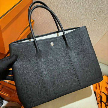 エルメス HERMES 063-H039789EWJBK 2024最新入荷 ベアン コンパクト 二つ折り短財布 ショートウォレット 札入れ 小銭入れ カードケース
