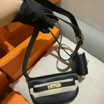 商品名称：エルメスHERMES 063-HKM17SFJBK  2024最新入荷 kelly moove ミニバッグ 斜め掛け ショルダーバッグ クロスボディバッグ