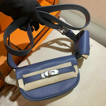 エルメスHERMES 063-HKM17SFYZL 2024最新入荷 kelly moove ミニバッグ 斜め掛け ショルダーバッグ クロスボディバッグ