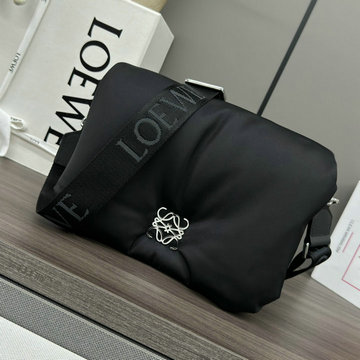 商品名称：ロエベ LOEWE GH-LE9801ZYBG 2024年最新入荷 パファー ゴヤ メッセンジャーバッグ 斜め掛け ショルダーバッグ クロスボディバッグ メンズかばん