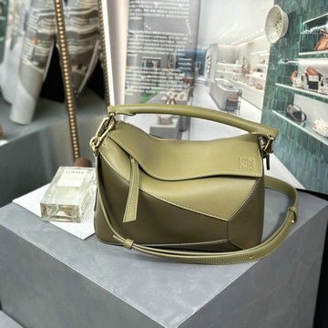 ロエベ LOEWE GH-LE052239XPPKG  2024年最新入荷 パズル スモールバッグ トップハンドルバッグ 斜め掛け ショルダーバッグ クロスボディバッグ