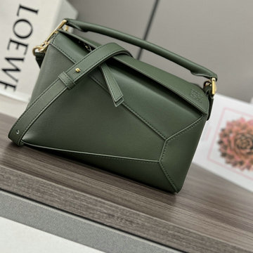 商品名称：ロエベ LOEWE GH-LE052239XQPSG  2024年最新入荷 パズル スモールバッグ トップハンドルバッグ 斜め掛け ショルダーバッグ クロスボディバッグ