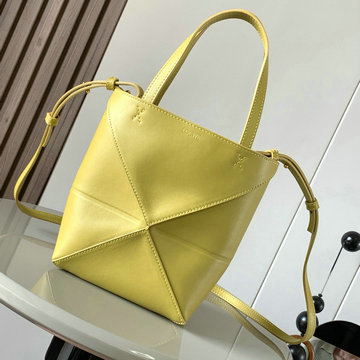 商品名称：ロエベ LOEWE GH-LE052322YL2024年最新入荷 パズルフォルド ミディアム トートバッグ ハンドバッグ シャイニーカーフ