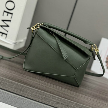 商品名称：ロエベ LOEWE GH-LE061838XQPSG  2024年最新入荷 パズル ミニバッグ トップハンドルバッグ 斜め掛け ショルダーバッグ クロスボディバッグ