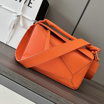商品名称：ロエベ LOEWE GH-LE652225CS 2024年最新入荷 パズル スモールバッグ トップハンドルバッグ 斜め掛け ショルダーバッグ クロスボディバッグ