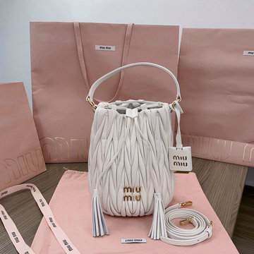 ミュウミュウ MIUMIU 99-MM5BE084BBS 2024年最新入荷 バケットバッグ トートバッグ 斜め掛け ショルダーバッグ クロスボディバッグ レディースかばん