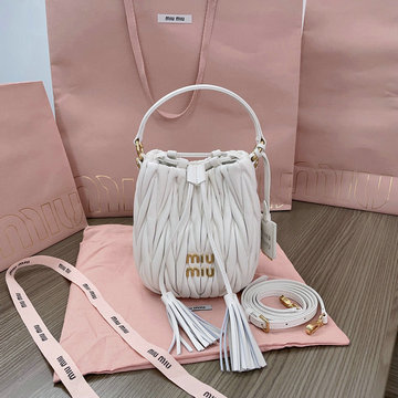 ミュウミュウ MIUMIU 99-MM5BE085BBS  2024年最新入荷 バケットバッグ トートバッグ 斜め掛け ショルダーバッグ クロスボディバッグ レディースかばん