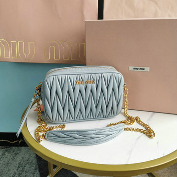 ミュウミュウ MIUMIU 99-MM5BH118BQL 2024年最新入荷 カメラバッグ スクエアバッグ 斜め掛け ショルダーバッグ クロスボディバッグ