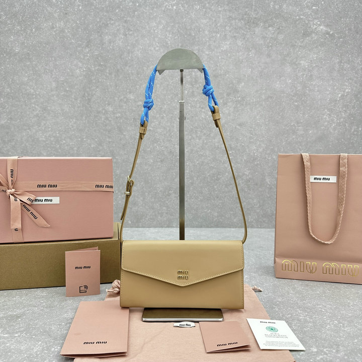 ミュウミュウ MIUMIU 99-MM5DN006XS 2024年最新入荷 ストラップ付 ショルダーバッグ ロングウォレット ポーチ レディスーかばん クロスボディバッグ