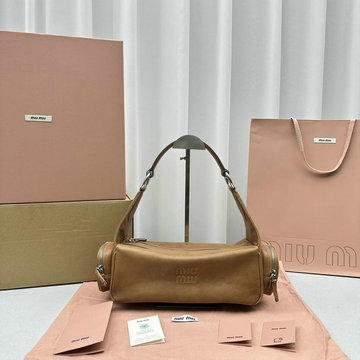 商品名称：ミュウミュウ MIUMIU 99-MM5631ZS 2024年最新入荷 ホーボーバッグ トートバッグ ハンドバッグ ウィメンズかばん クロスボディバッグ レディースかばん