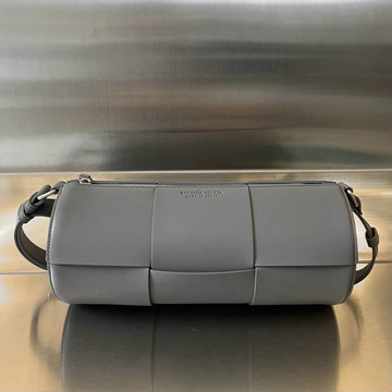 ボッテガヴェネタ BOTTEGAVENETA aj-BOV741562HS  2024年最新入荷 ミディアム カネット ショルダーバッグ クロスボディバッグ