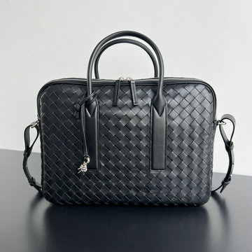 商品細詳を見る:ボッテガヴェネタ BOTTEGAVENETA aj-BOV766361BK 2024年最新入荷 ゲッタウェイ ラージ ブリーフケース トートバッグ 2way ショルダーバッグ