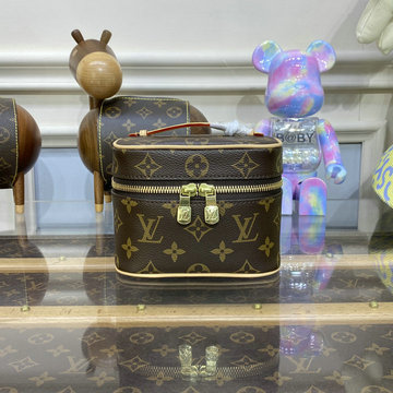 ルイヴィトン LOUISVUITTON 057-M44936  2021年最新入荷 ニース ナノ ハンドバッグ バニティ 化粧箱 トラベル アクセサリー モノグラムキャンパス