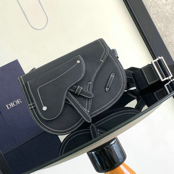 クリスチャンディオール CHRISTIAN DIOR 025-CD1044PBK  2024年最新入荷 サドル ポーチ 斜め掛け ショルダーバッグ クロスボディバッグ ウェストポーチ