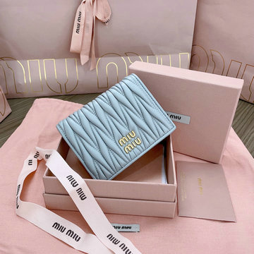 ミュウミュウ MIUMIU 99-MM5MV204ZQL 2024年最新入荷 二つ折り短財布 ショートウォレット カード入れ 小銭入れ 札入れ