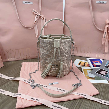 ミュウミュウ MIUMIU 99-MM5BE085ZYS 2024年最新入荷 バケットバッグ トートバッグ 斜め掛け ショルダーバッグ クロスボディバッグ レディースかばん