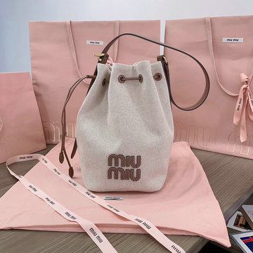 商品名称：ミュウミュウ MIUMIU 99-MM5BE089BBZ 2024年最新入荷 バケットバッグ トートバッグ 斜め掛け ショルダーバッグ クロスボディバッグ レディースかばん
