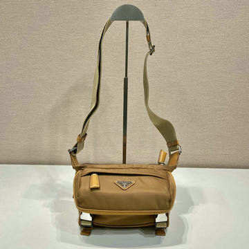 商品名称：プラダ PRADA 99-PD2VH171XS 2024年最新入荷 フラップバッグ 斜め掛け ショルダーバッグ クロスボディバッグ