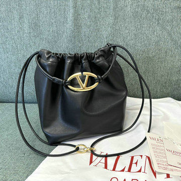 ヴァレンティノ Valentino 99-VT0501DBK  2024年最新入荷 ガラヴァーニ V ロゴ スモールバッグ 斜め掛け ショルダーバッグ クロスボディバッグ