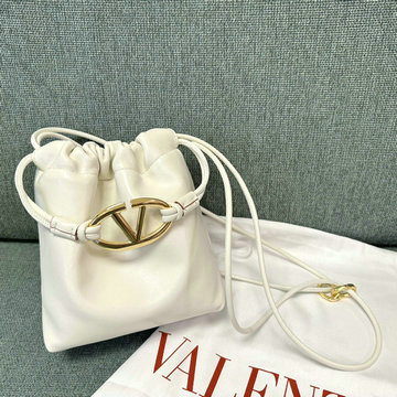 ヴァレンティノ Valentino 99-VT0501XBS 2024年最新入荷 ガラヴァーニ V ロゴ ミニバッグ 斜め掛け ショルダーバッグ クロスボディバッグ