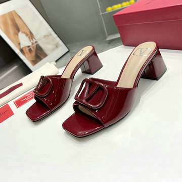 ヴァレンティノ Valentino 26-VTJ24031QJ 2024年最新入荷 Vロゴ シグネチャー スライドサンダル サマーサンダル ミドルヒールミュール レディースシューズ