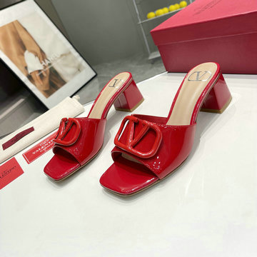 商品名称：ヴァレンティノ Valentino 26-VTJ24031QR 2024年最新入荷 Vロゴ シグネチャー スライドサンダル サマーサンダル ミドルヒールミュール レディースシューズ