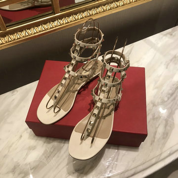 ヴァレンティノ Valentino 26-VTJ24032L   2024年最新入荷 ロックスタッズ スリングバック サンダル フラットシューズ サマーサンダル レディースシューズ