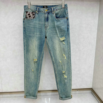 フェンディ FENDI MS-KNFD24003 2024年最新入荷 新作 ジーパン ストレートフィット ポケットディテール ジーンズ デニムズボン スラックスパンツ