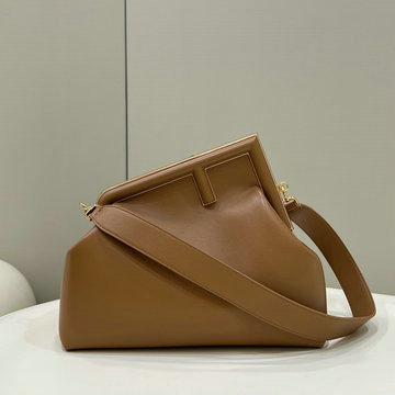 フェンディ FENDI 168-FD8BP127QTH 2024年最新入荷 ファーストバッグ ミディアム 手持ちかばん 2way 斜め掛け ショルダーバッグ クロスボディバッグ