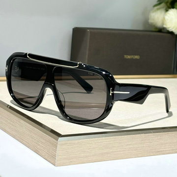 トムフォード TOM FORD TW-YJTF24008 2024年最新入荷 サングラス アイウェア メガネ
