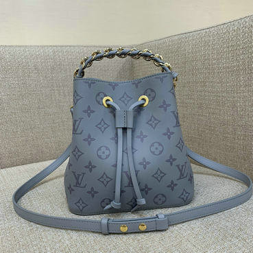 ルイヴィトン LOUISVUITTON 99-M12749  2024秋冬ショーアイテム ネオノエ BB 斜め掛け ショルダーバッグ クロスボディバッグ ウィメンズバッグ