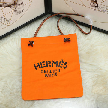 エルメス HERMES 063-HAL30BCS 2024最新入荷 aline スクエアバッグ ショルダーバッグ クロスボディバッグ ドローストリングバッグ