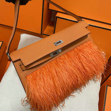 エルメス HERMES 063-HKE26TMYCS 2024年最新入荷 ケリーエラン オーストリッチ毛 オレンジ シルバー金具 2way ショルダーバッグ
