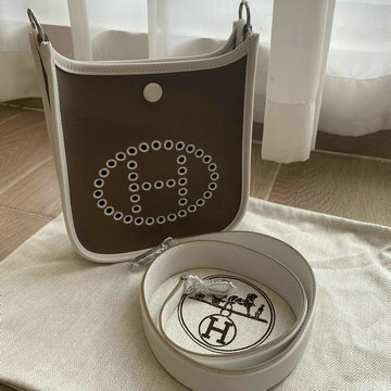 エルメス HERMES 063-HEV17BPSH 2024最新入荷 エヴリン ミニ 斜めがけ ショルダーバッグ クロスボディバッグ レディースかばん