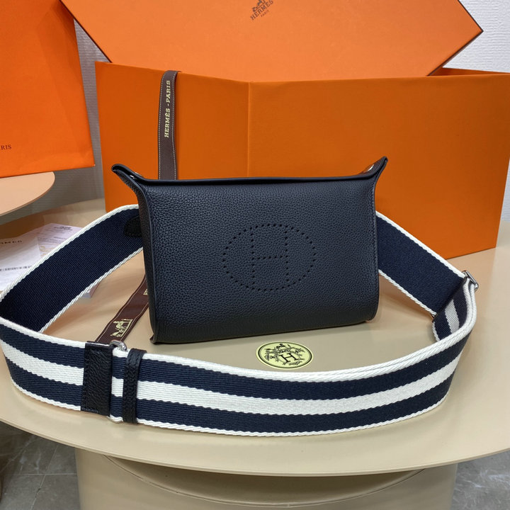 エルメス HERMES 2024最新入荷 videpoches 斜め掛け ショルダーバッグ クロスボディバッグ 男女兼用