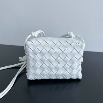 ボッテガヴェネタ BOTTEGAVENETA aj-BOV723547BS 2024年最新入荷 ミニ ループ カメラバッグ ショルダーバッグ レディース