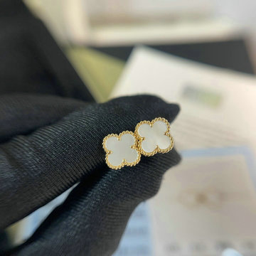 ヴァン クリーフ アーペル Van Cleef Arpels CZZ-EHVA24010B 2024年最新入荷 スウィート アルハンブラ ピアス アクセサリー ジュエリー