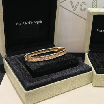 ヴァン クリーフ アーペル Van Cleef Arpels CZZ-SZVA24006J 2024年最新入荷 ペルレ ダイヤモンド ブレスレット 1連 ミディアムモデル バングル