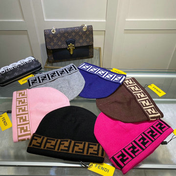 フェンディ FENDI AN-MZFD24015  2025年春夏最新入荷 ニット帽 ウール カシミヤ 帽子 暖かい