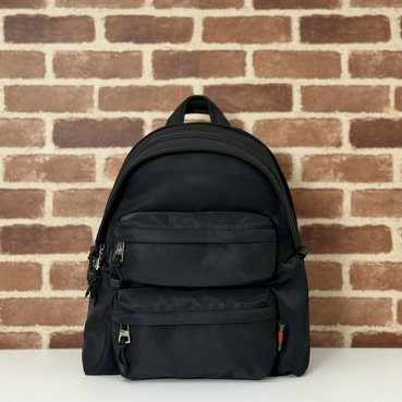 グッチ GUCCI 057-GG800265BBK  2024年最新入荷 ロゴ ミディアム バックパック メンズ リュックサック ナイロン