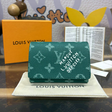 ルイヴィトン LOUISVUITTON 057-M13222  2024年最新入荷 ヴィクター ウォレット 三つ折り短財布 モノグラム ヘリテージ キャンバス