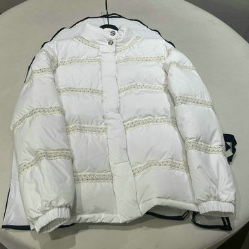 シャネル CHANEL XG-WTCH24021 2024年秋冬最新入荷 ショートパファーコート ダウンジャケット レディース
