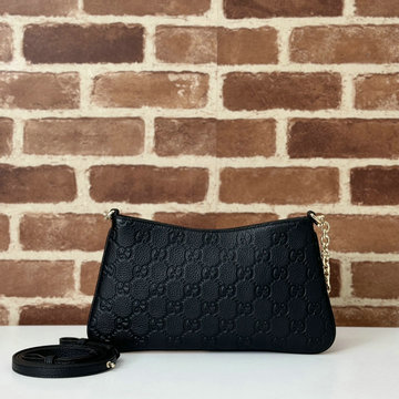 商品名称：グッチ GUCCI 057-GG815277PBK 2024年最新入荷 GGエンブレム ミディアム ショルダーバッグ チェーンポーチ レディース
