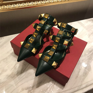 商品名称：ヴァレンティノ Valentino 26-VTJ25018DJM 2025年新作 ロックスタッズ ローヒールサンダル ピンヒールシューズ レディース 靴