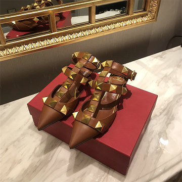 ヴァレンティノ Valentino 26-VTJ25018DJZ 2025年新作 ロックスタッズ ローヒールサンダル ピンヒールシューズ レディース 靴